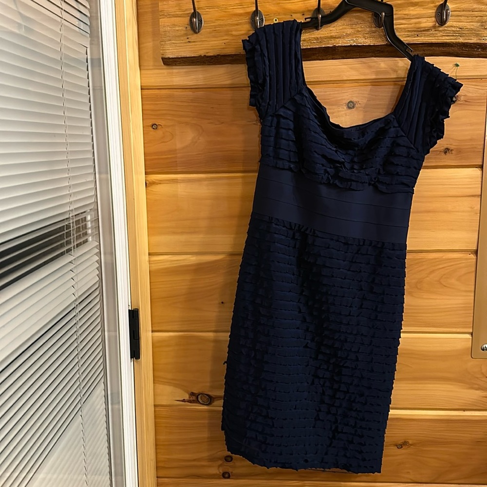 Max Studio woman’s small navy blue dress.